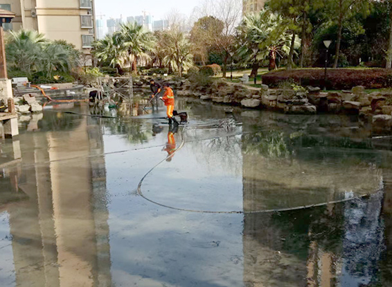 涿鹿景观池淤泥清理